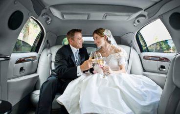 An Ideal Limo for the Ideal Wedding Day