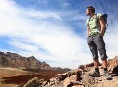 Hiking gear checklist before you leave home